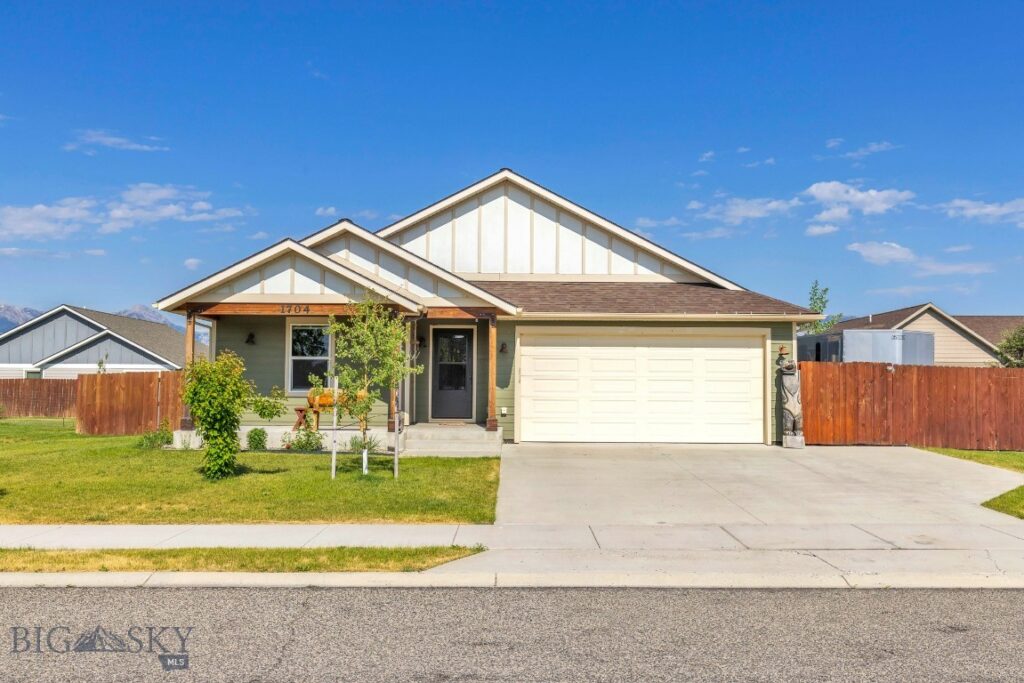 1704 Drummond Boulevard, Belgrade MT 59714
