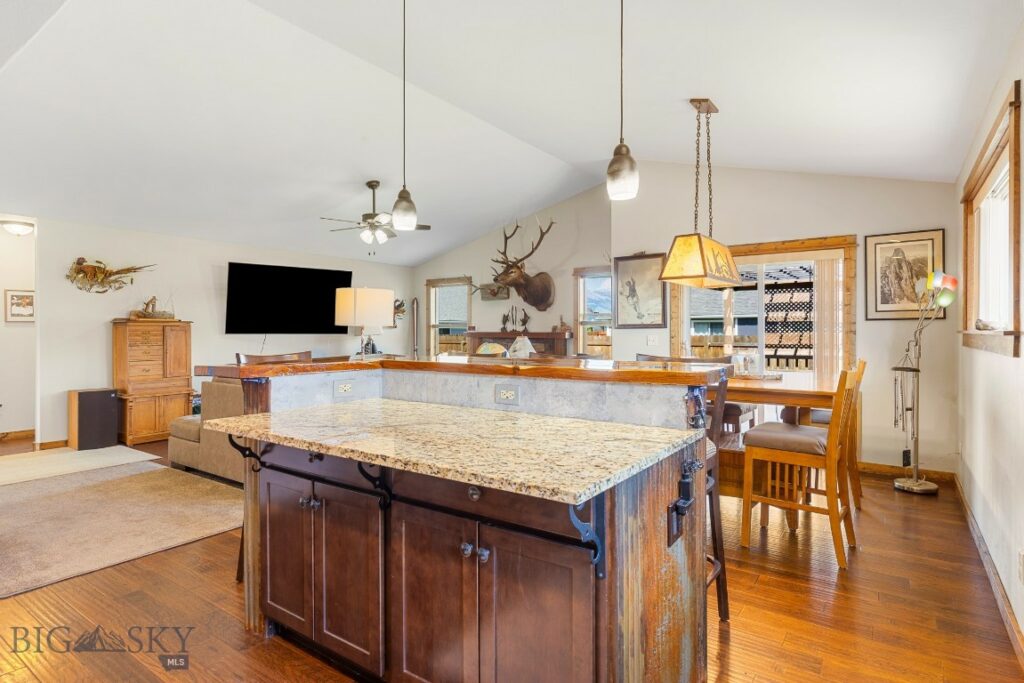 1704 Drummond Boulevard, Belgrade MT 59714