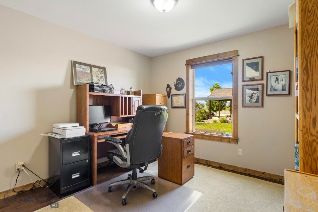 1704 Drummond Boulevard, Belgrade MT 59714