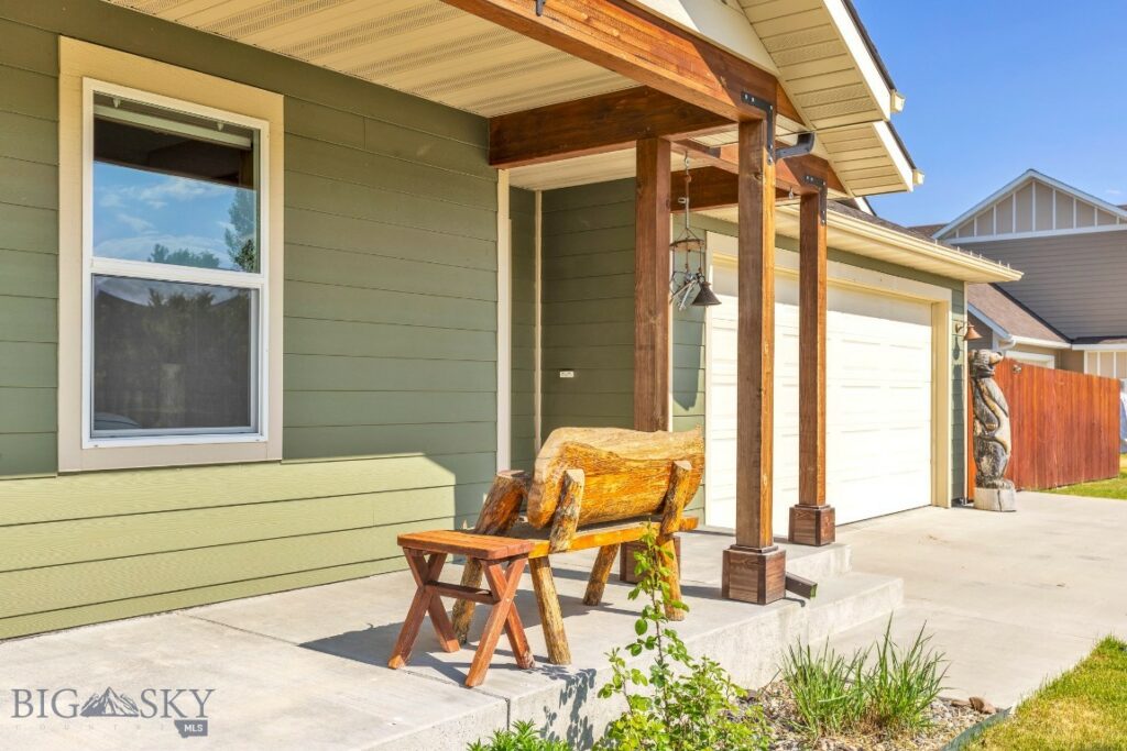 1704 Drummond Boulevard, Belgrade MT 59714