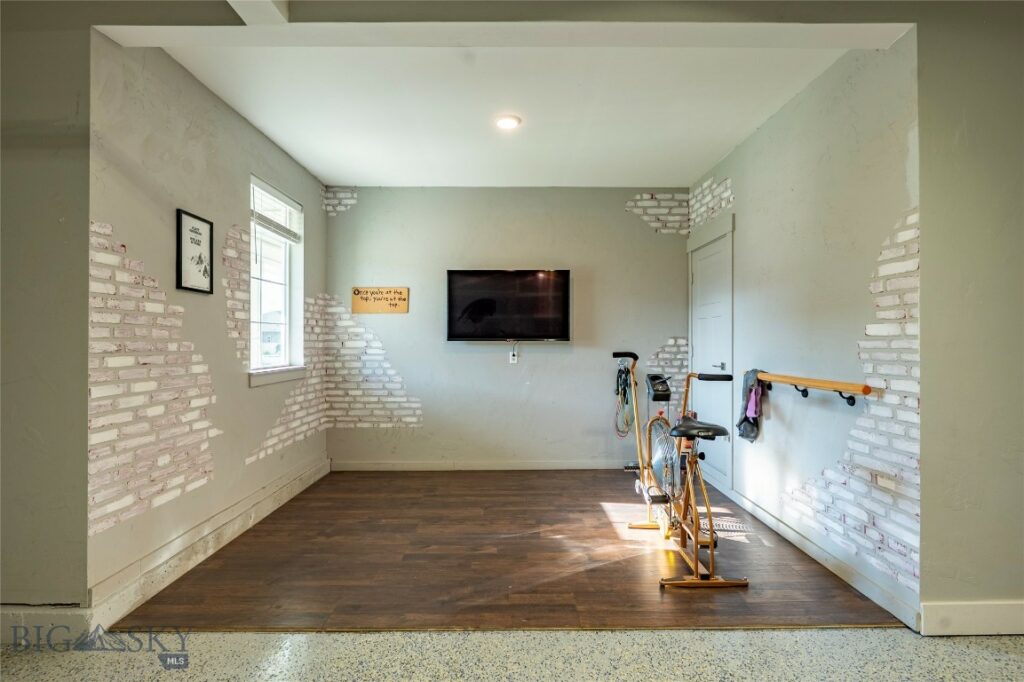 1704 Wyatt Earp Court, Belgrade MT 59714