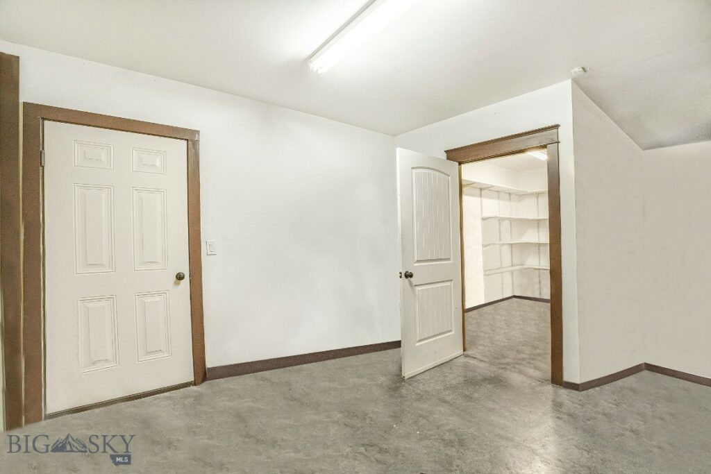 1705 Drummond Boulevard, Belgrade MT 59714