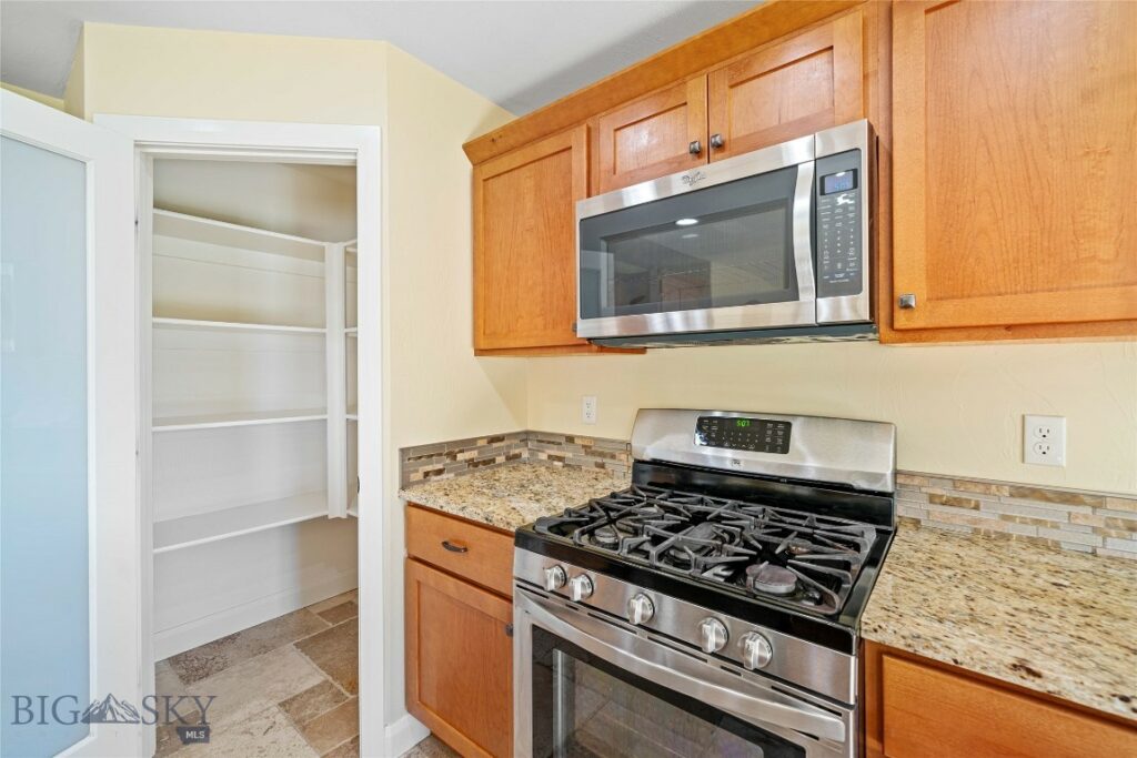 1705 Ingomar Boulevard, Belgrade MT 59714