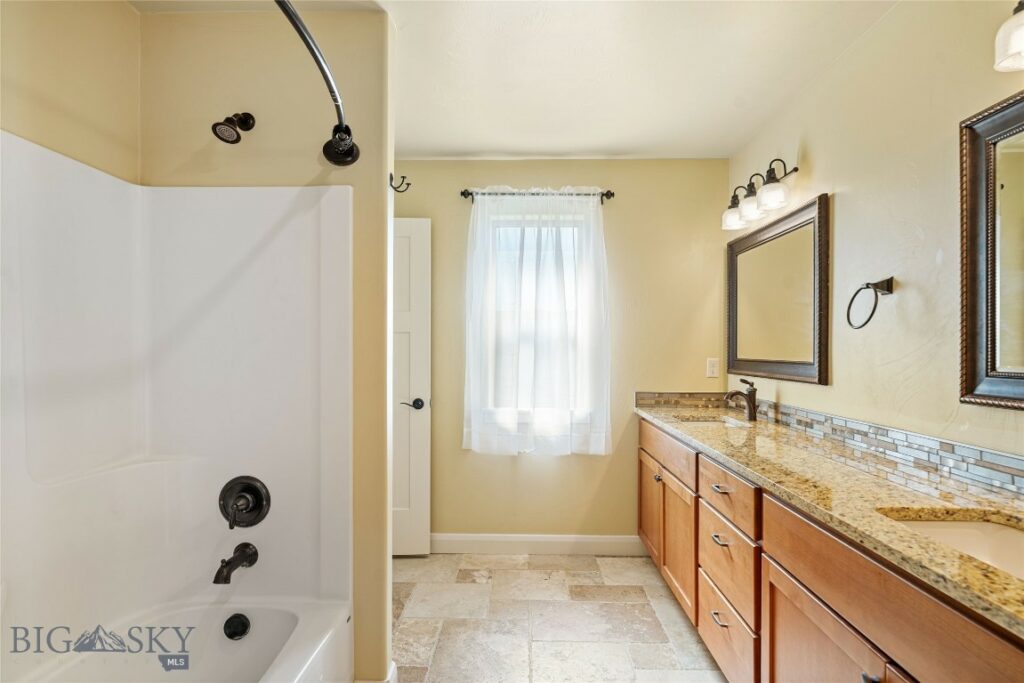 1705 Ingomar Boulevard, Belgrade MT 59714