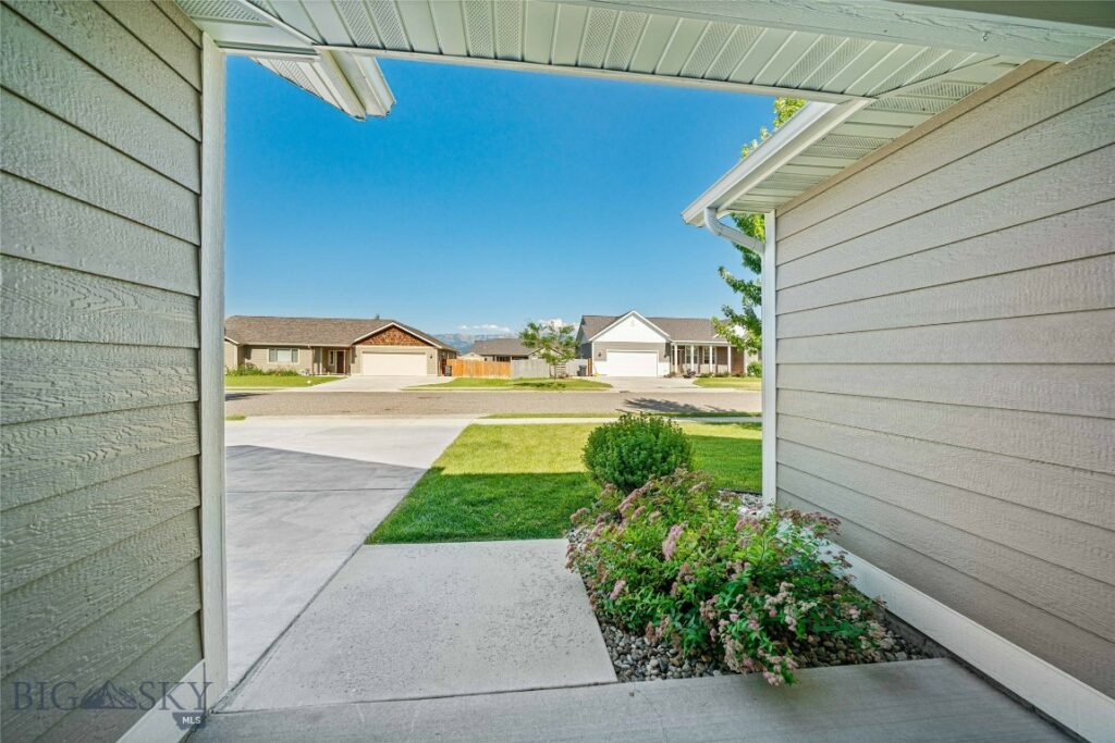 1705 Ingomar Boulevard, Belgrade MT 59714