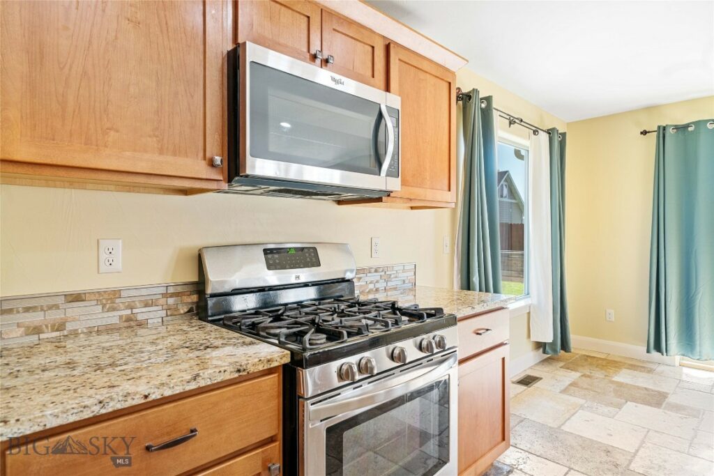 1705 Ingomar Boulevard, Belgrade MT 59714
