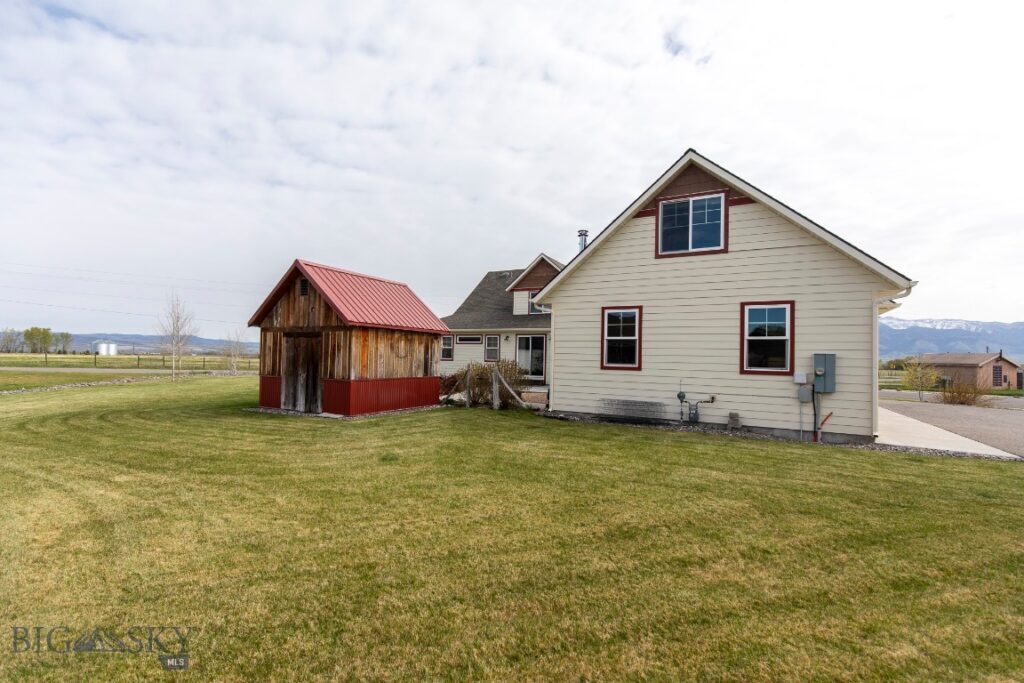 1707 Roundup Boulevard, Belgrade MT 59714