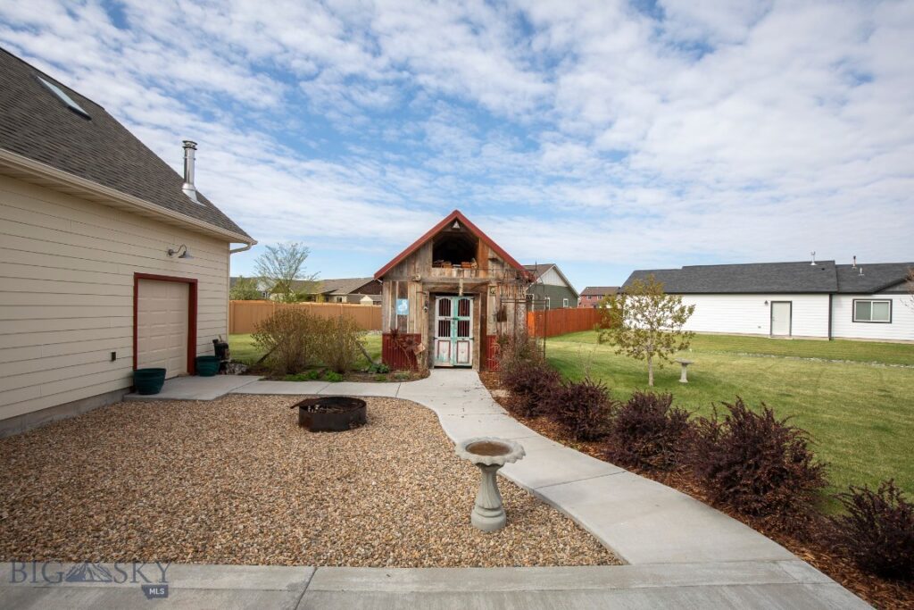 1707 Roundup Boulevard, Belgrade MT 59714