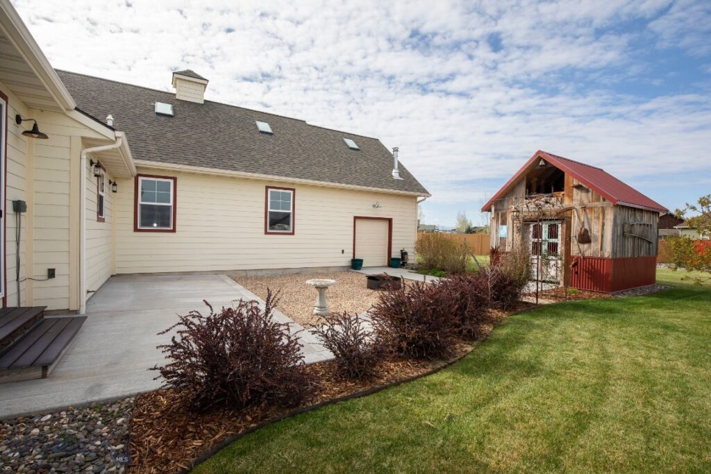 1707 Roundup Boulevard, Belgrade MT 59714