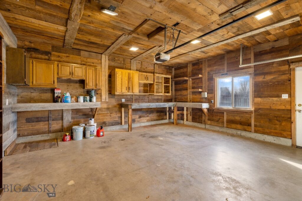 171 Meadow Brook Lane, Belgrade MT 59714