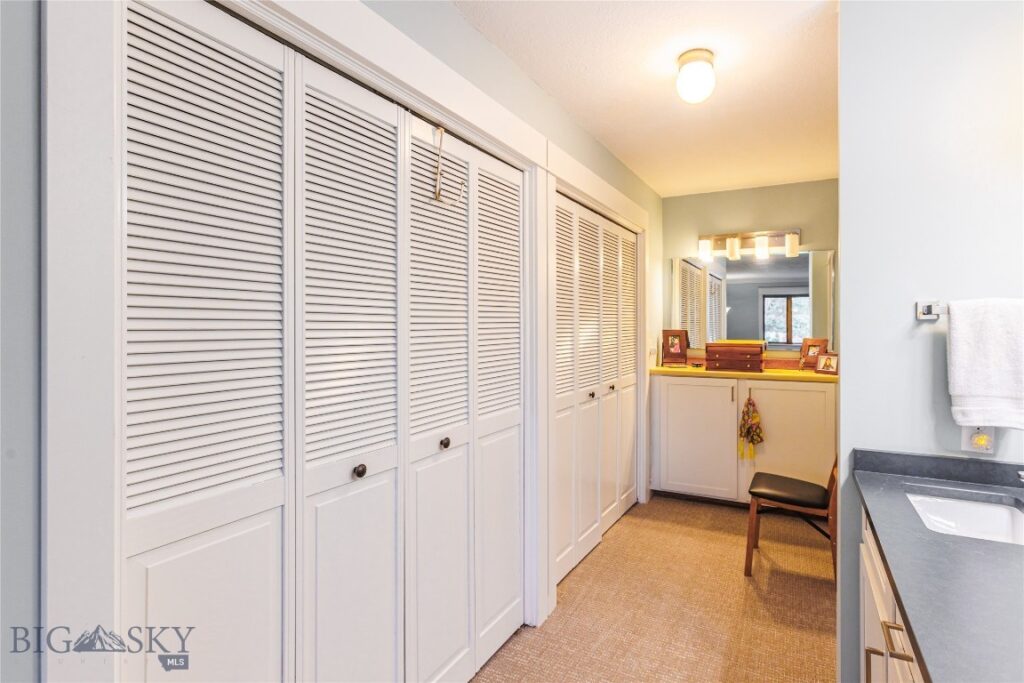 1711 S Black Avenue, Bozeman MT 59715