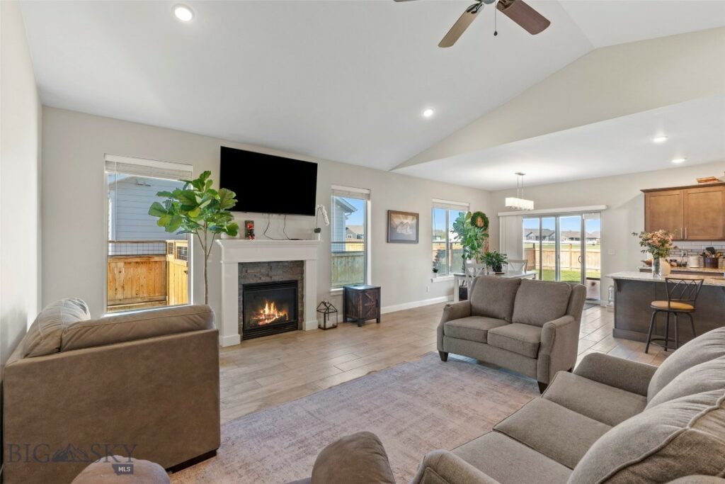 1711 Shelby Avenue, Belgrade MT 59714