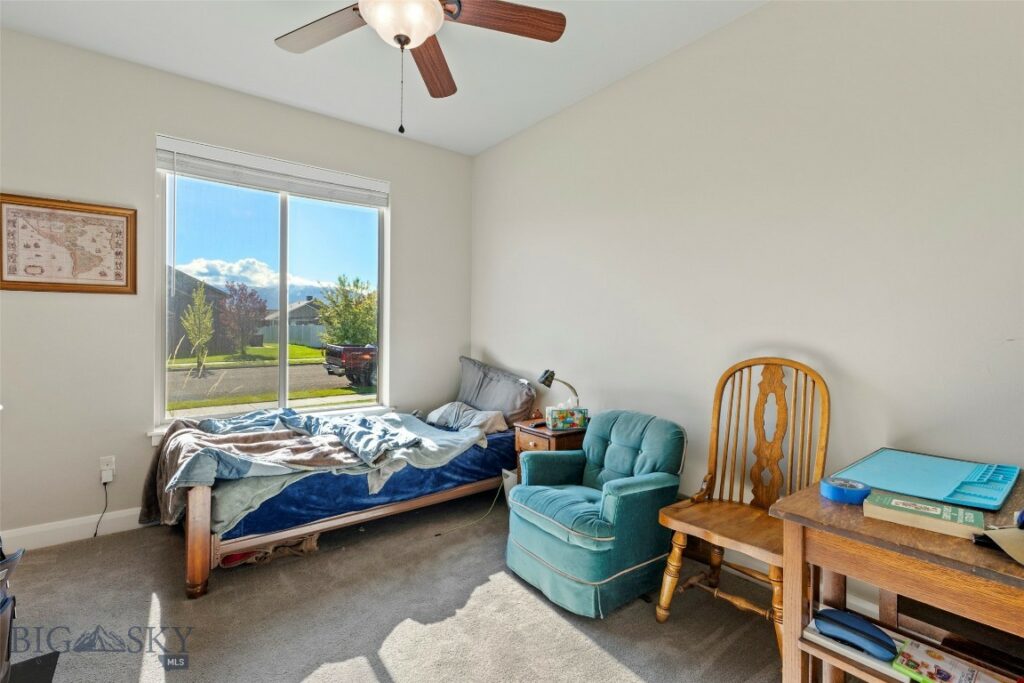 1711 Shelby Avenue, Belgrade MT 59714