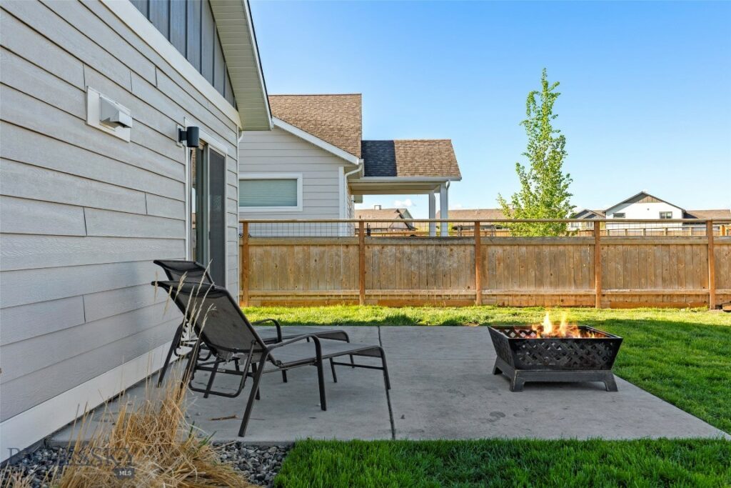 1711 Shelby Avenue, Belgrade MT 59714