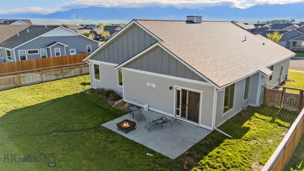 1711 Shelby Avenue, Belgrade MT 59714
