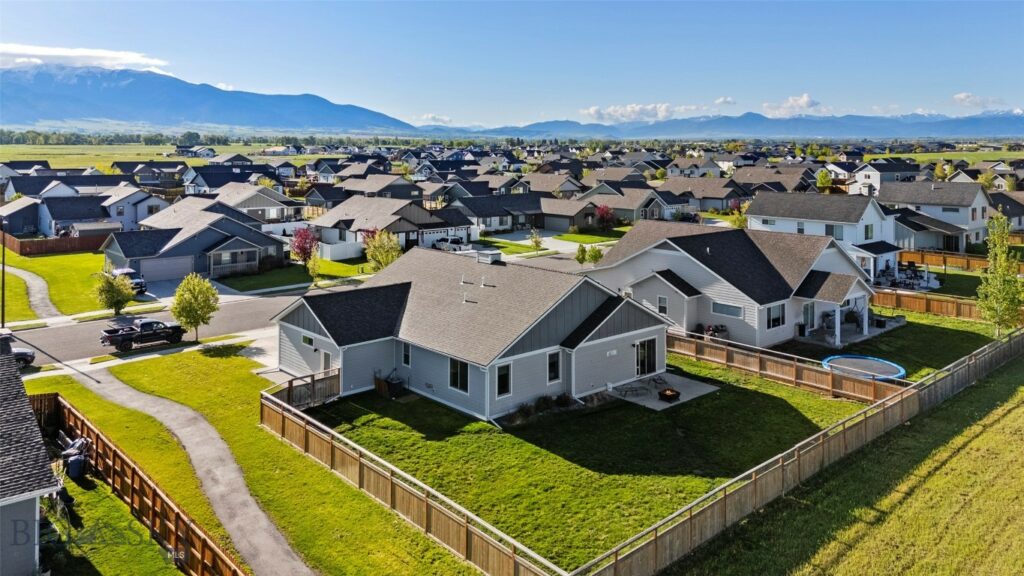 1711 Shelby Avenue, Belgrade MT 59714