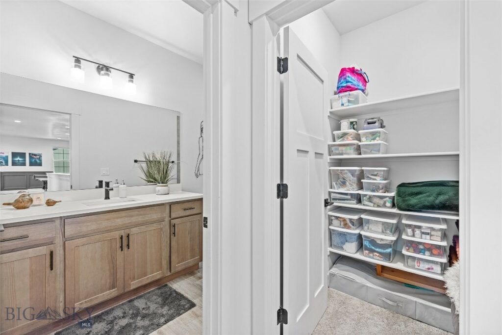 1711 Wyatt Earp Court, Belgrade MT 59714