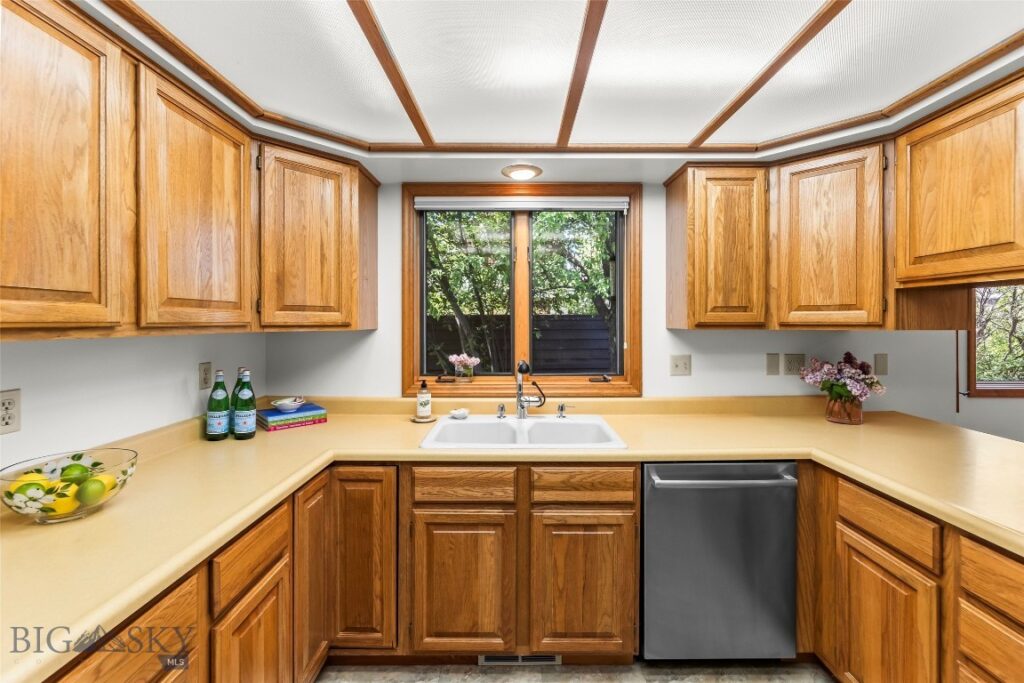 1717 S Black Avenue, Bozeman MT 59715