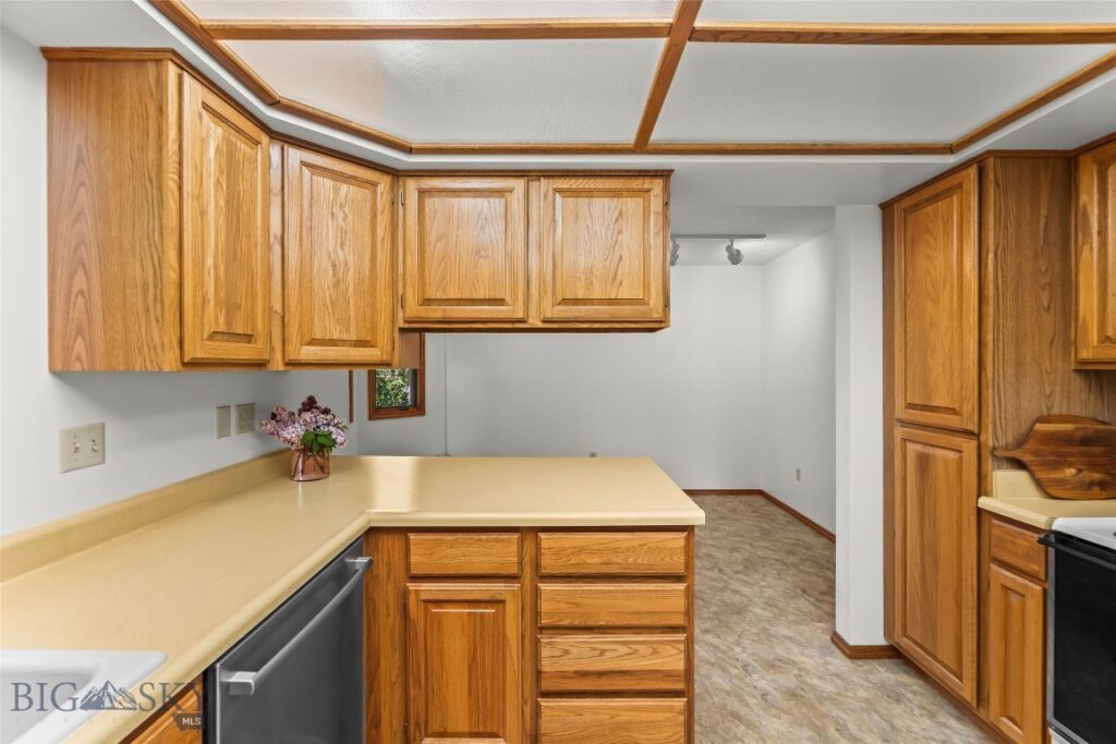1717 S Black Avenue, Bozeman MT 59715