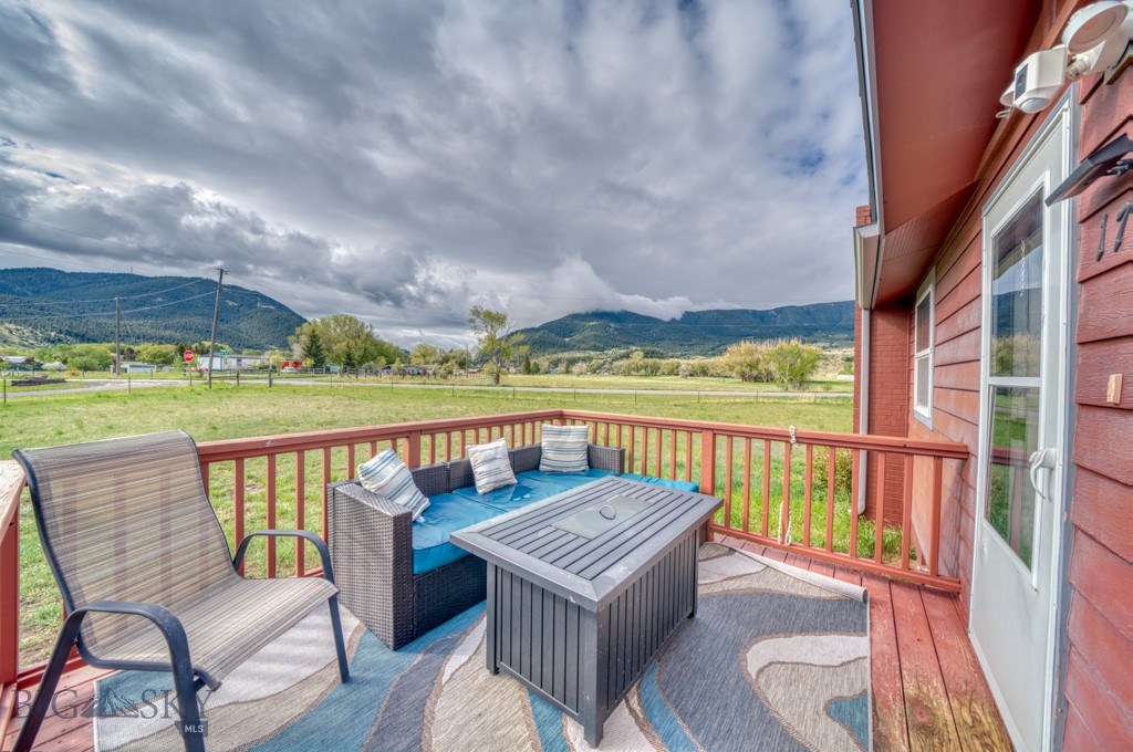 172 Canyon View Drive, Livingston MT 59047