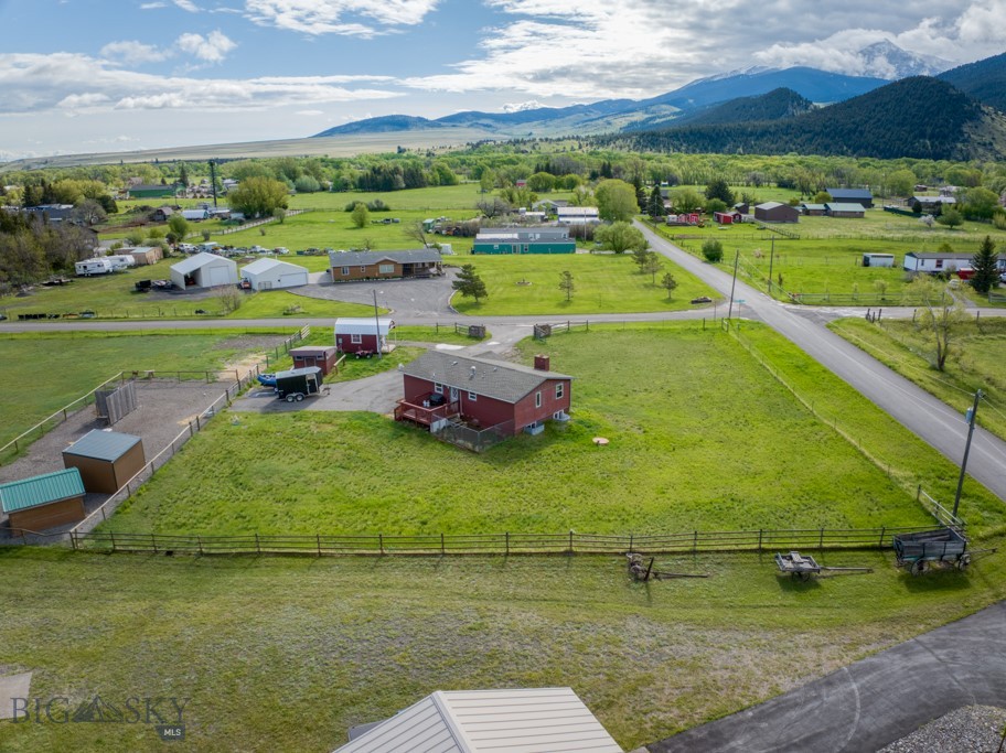 172 Canyon View Drive, Livingston MT 59047