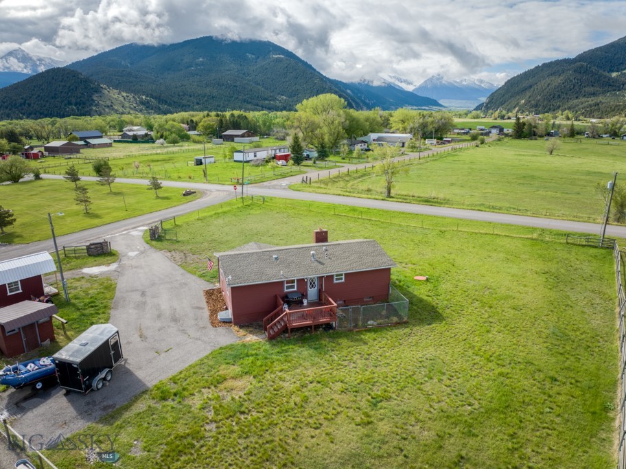 172 Canyon View Drive, Livingston MT 59047
