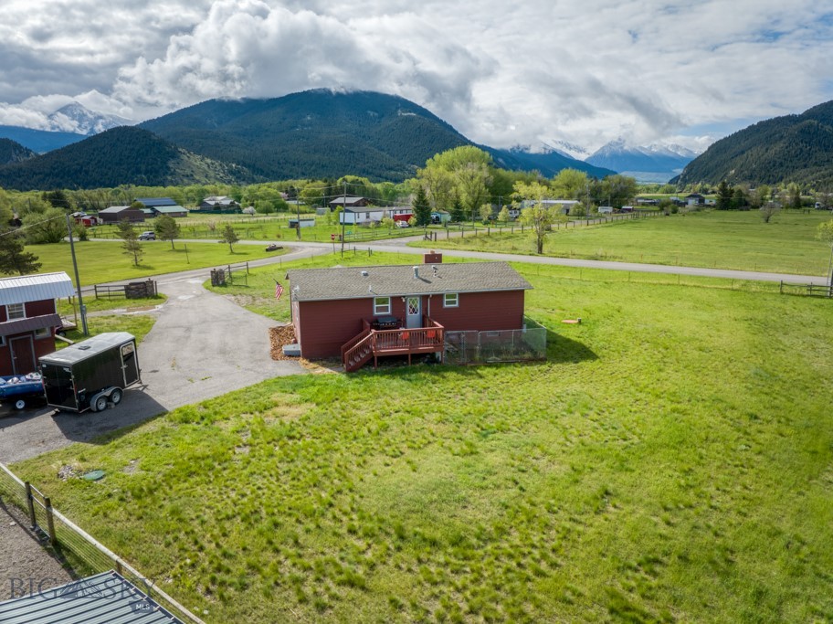 172 Canyon View Drive, Livingston MT 59047