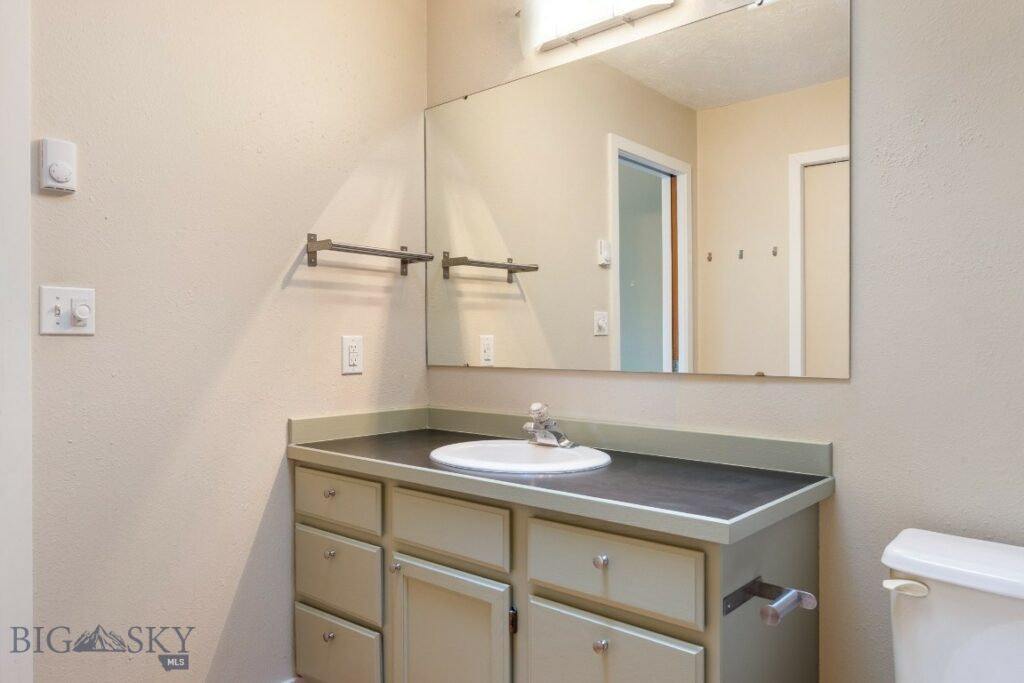 1725 W Koch Street, Bozeman MT 59715