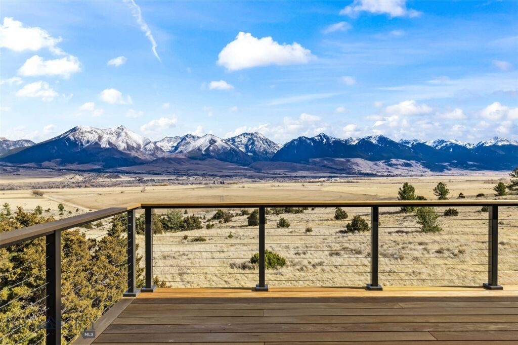 173 Spring Creek Hills Road, Livingston MT 59047