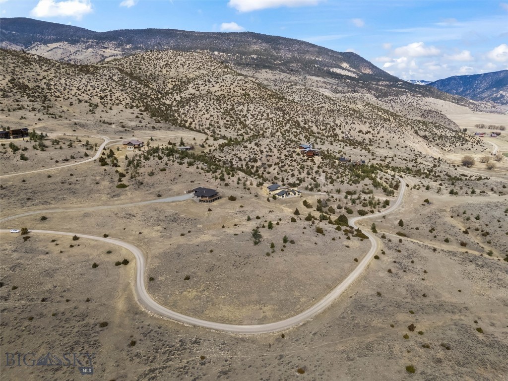 173 Spring Creek Hills Road, Livingston MT 59047