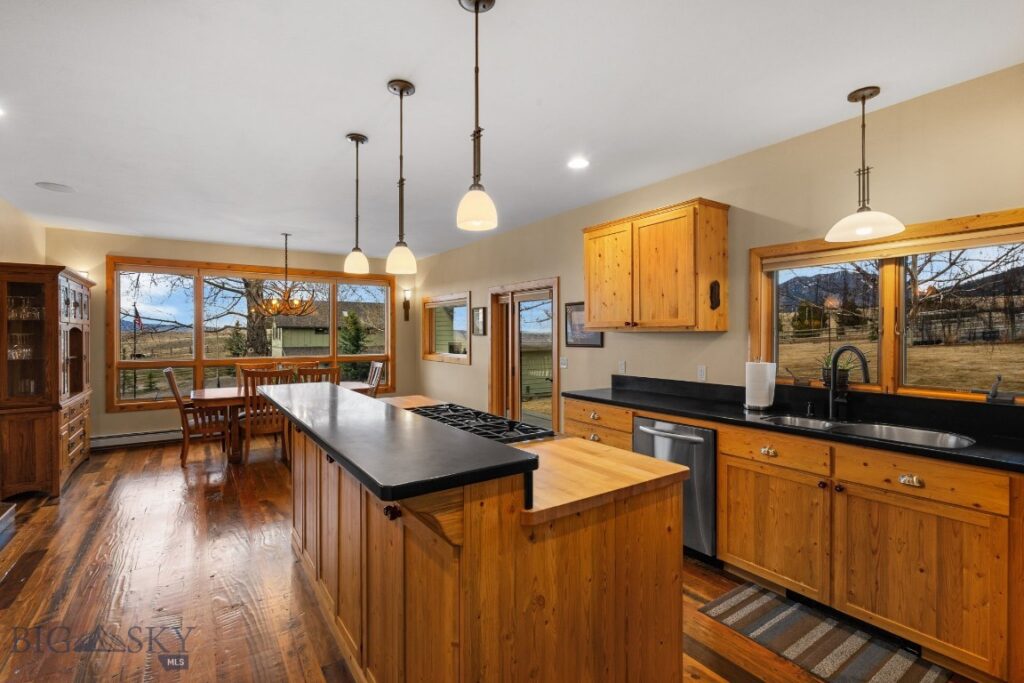 17630 Rocky Mountain Road, Belgrade MT 59714