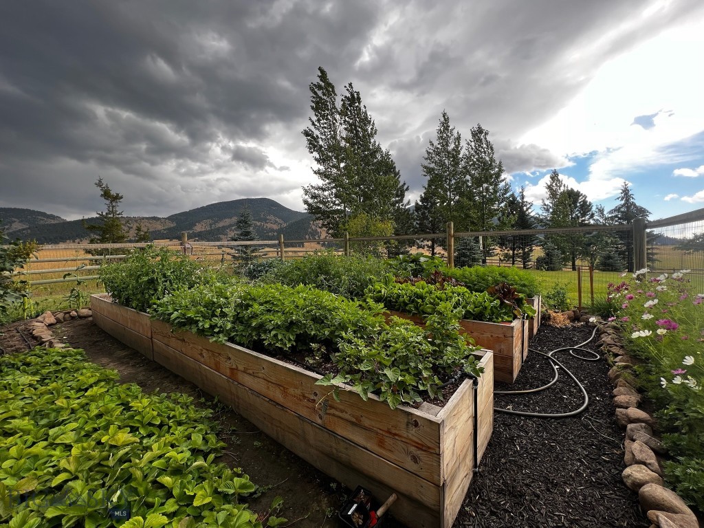 17630 Rocky Mountain Road, Belgrade MT 59714