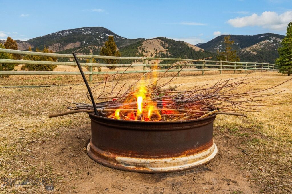 17630 Rocky Mountain Road, Belgrade MT 59714