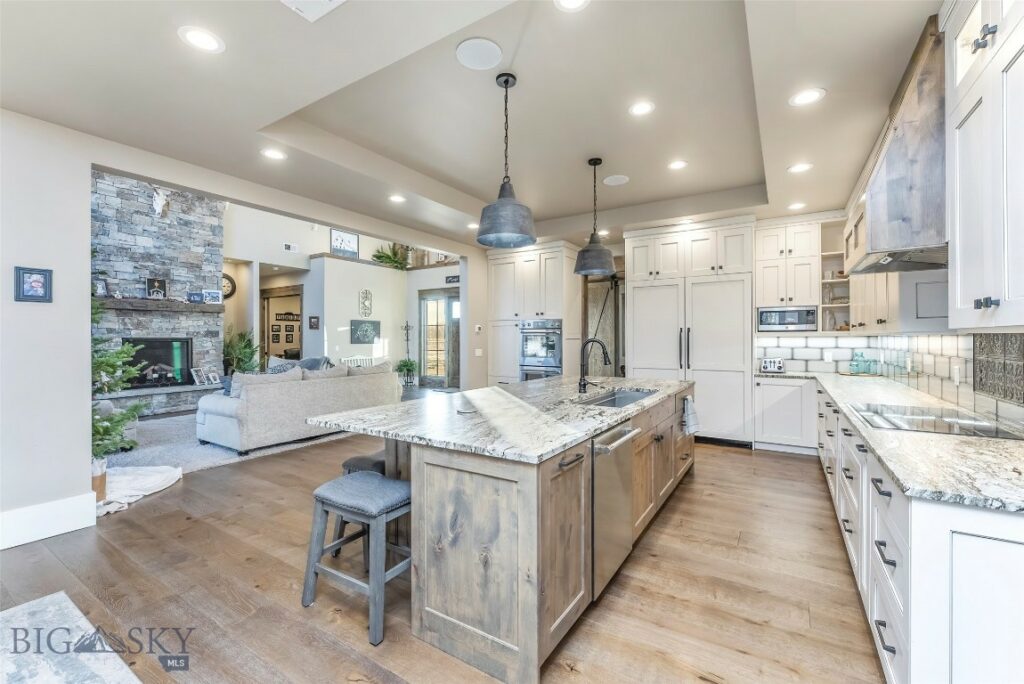 18 Moon Shadow Drive, Bozeman MT 59715