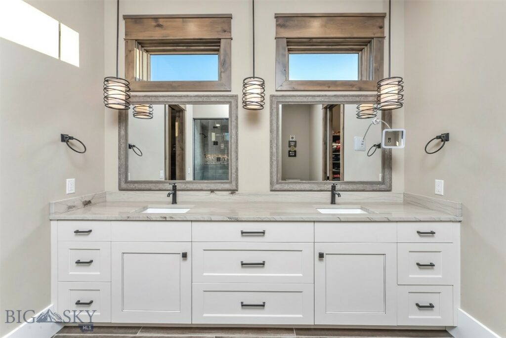 18 Moon Shadow Drive, Bozeman MT 59715