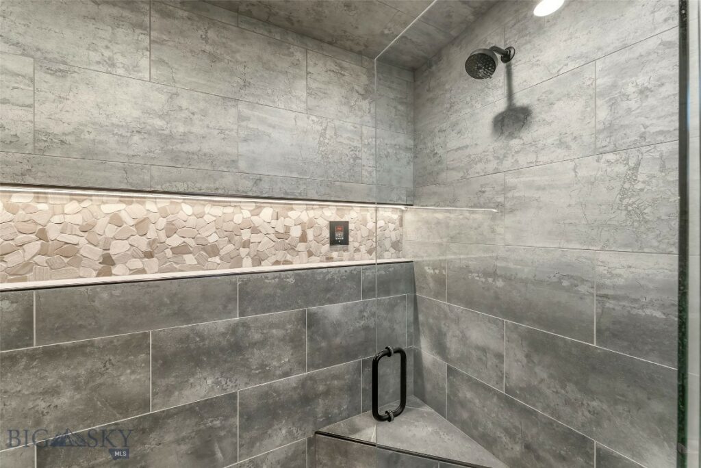 18 Moon Shadow Drive, Bozeman MT 59715
