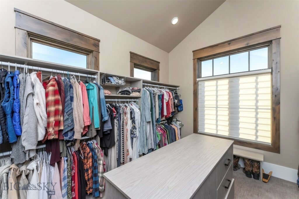 18 Moon Shadow Drive, Bozeman MT 59715
