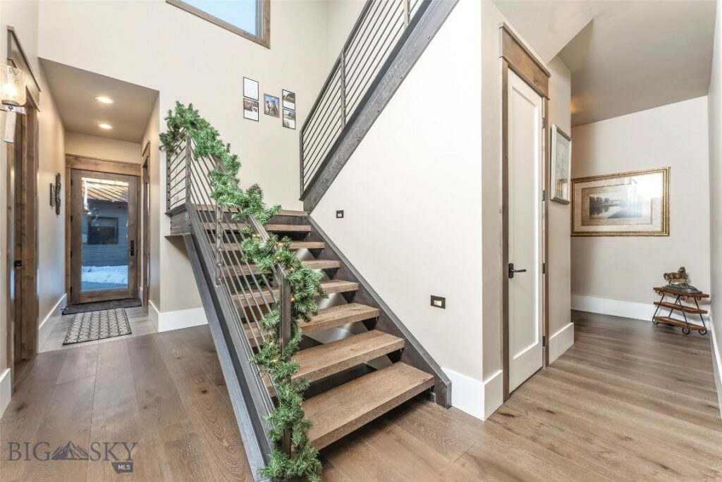 18 Moon Shadow Drive, Bozeman MT 59715