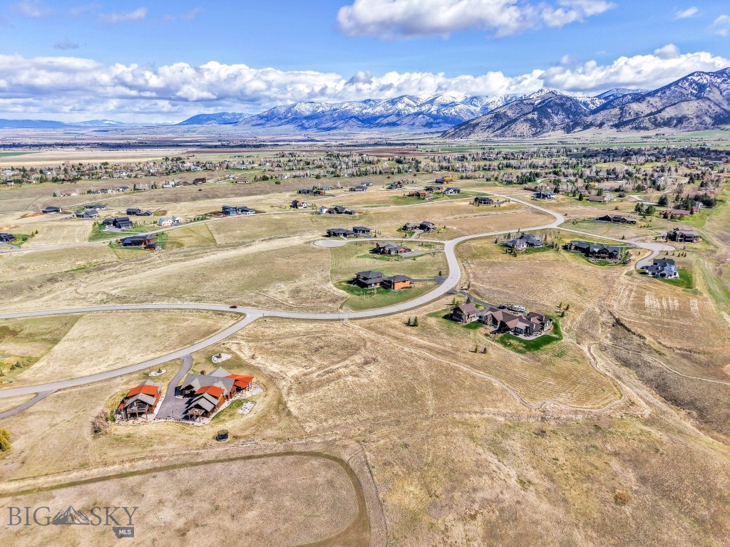 18 Moon Shadow Drive, Bozeman MT 59715