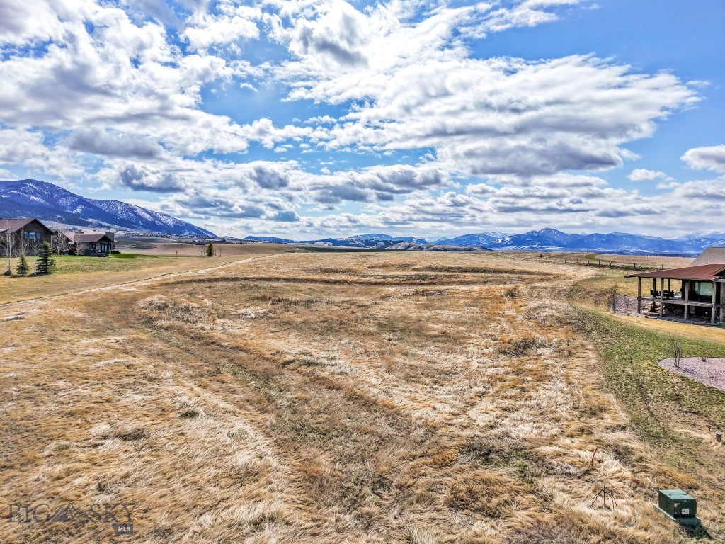18 Moon Shadow, Bozeman MT 59715