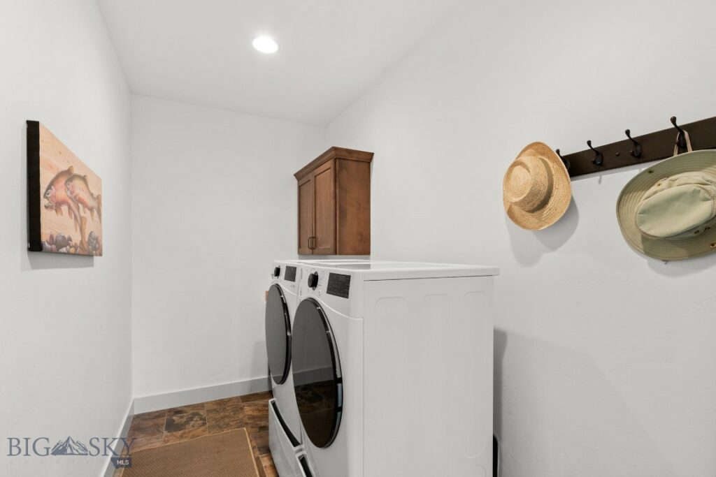 180 E Hyalite Peak Drive, Bozeman MT 59718
