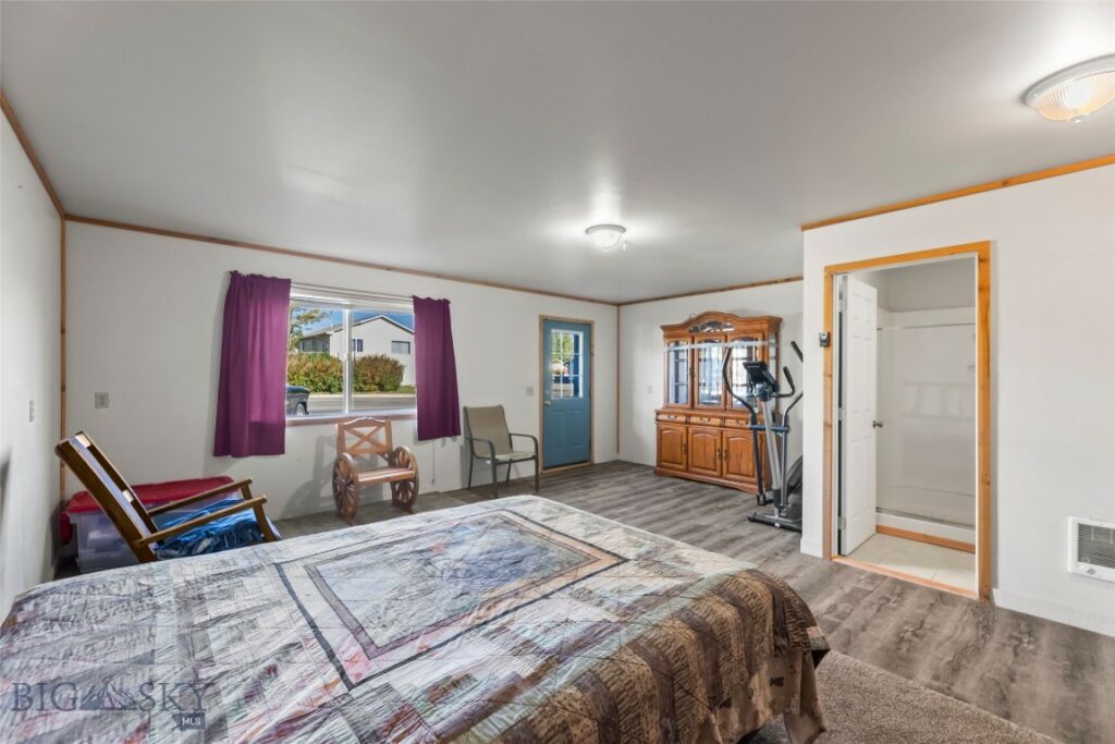 1801 Sun Avenue, Livingston MT 59047