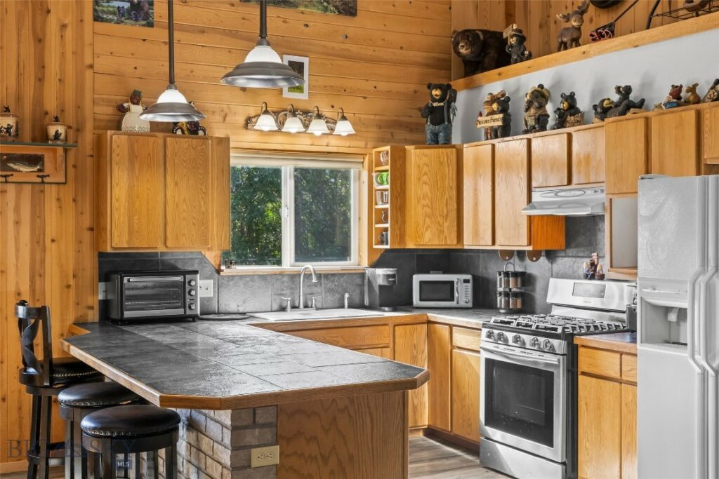 1801 Sun Avenue, Livingston MT 59047