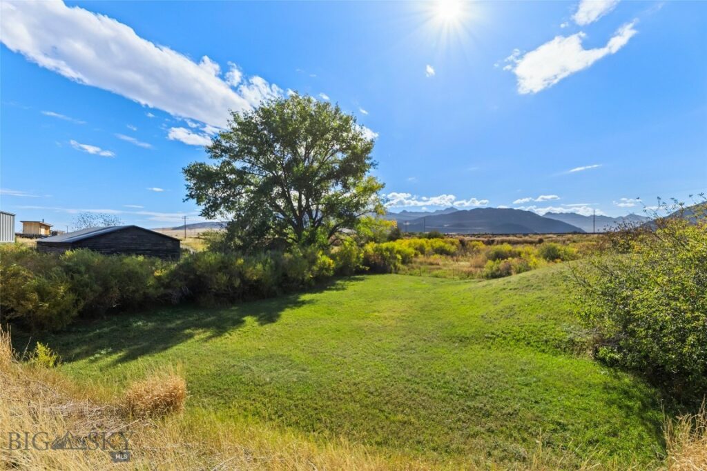 1801 Sun Avenue, Livingston MT 59047