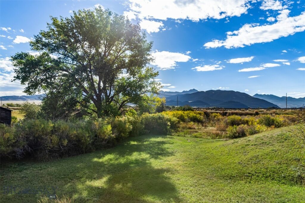 1801 Sun Avenue, Livingston MT 59047