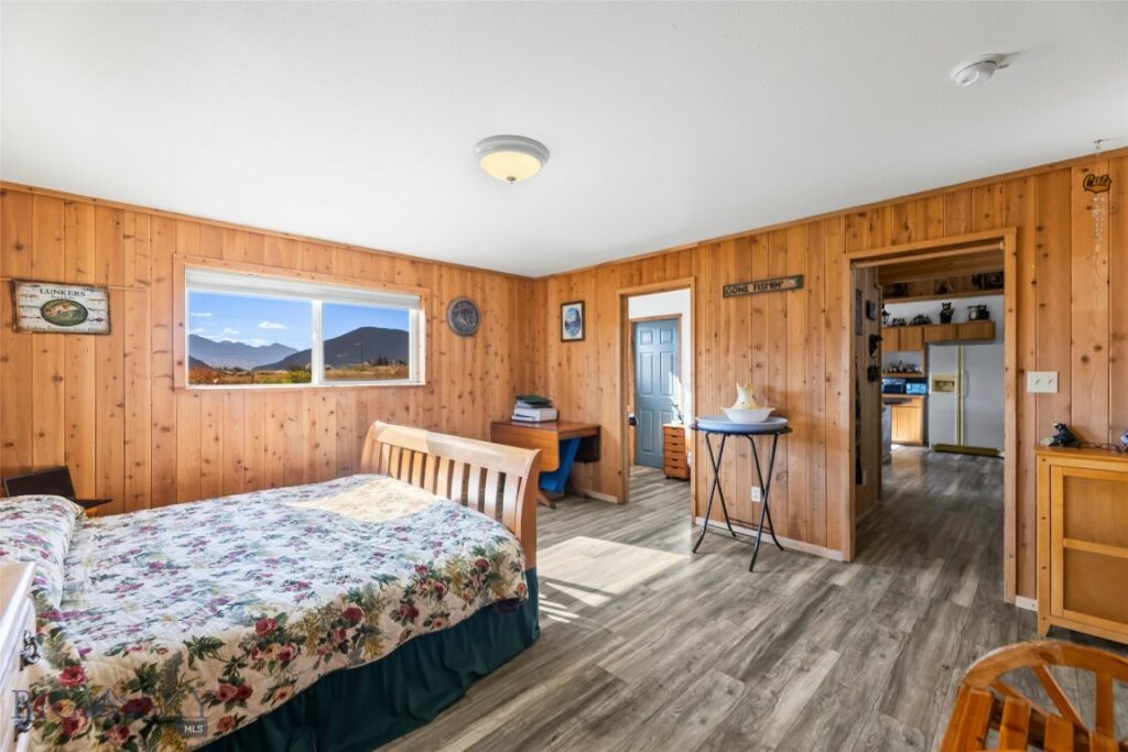1801 Sun Avenue, Livingston MT 59047