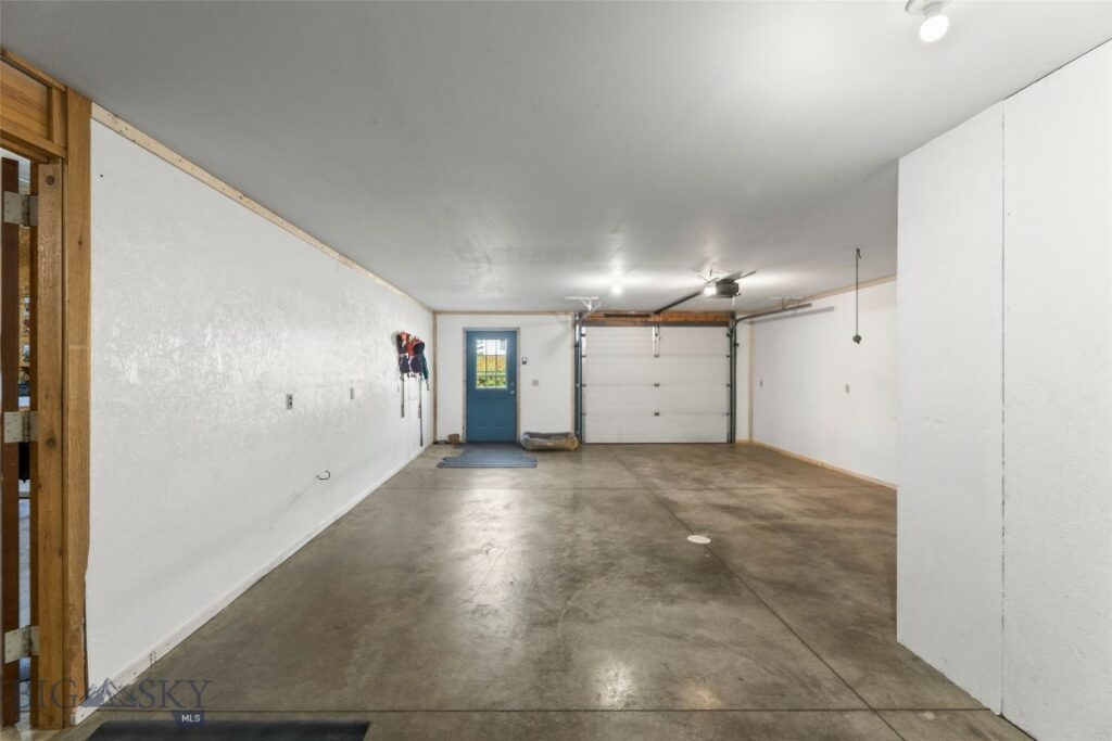 1801 Sun Avenue, Livingston MT 59047