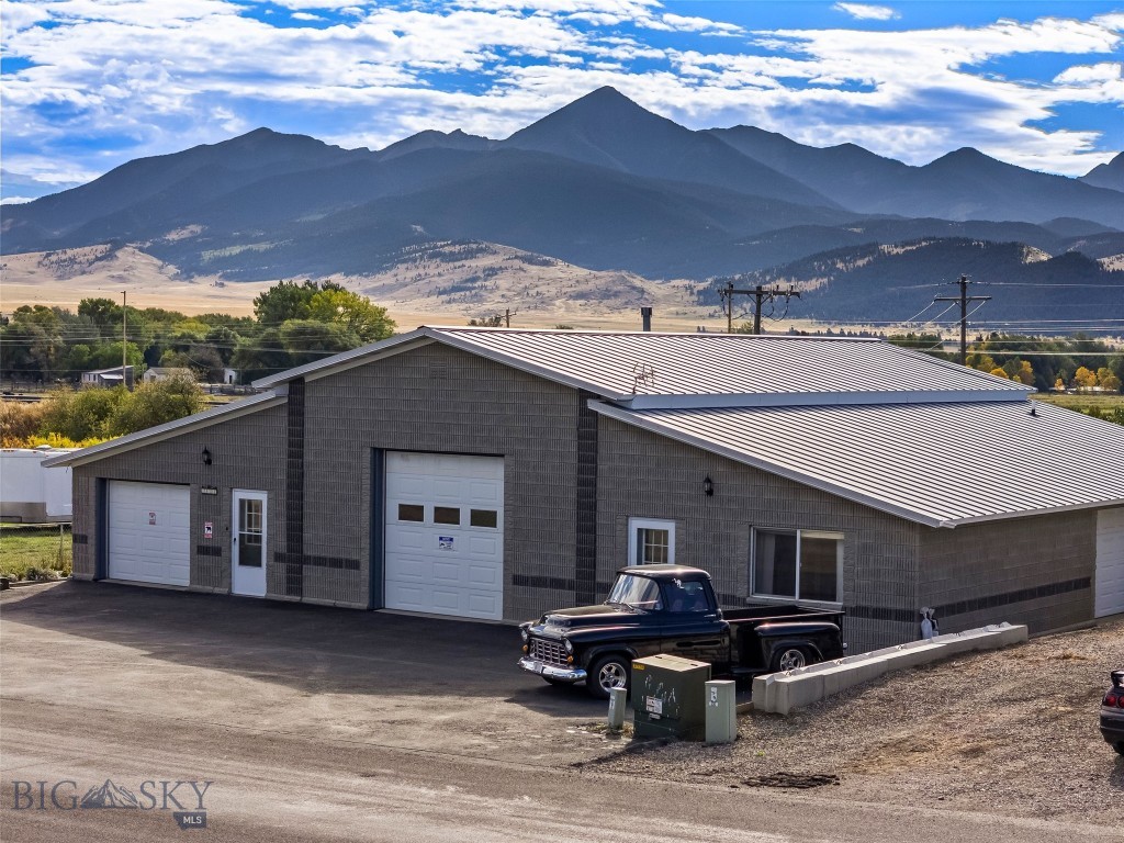 1801 Sun Avenue, Livingston MT 59047