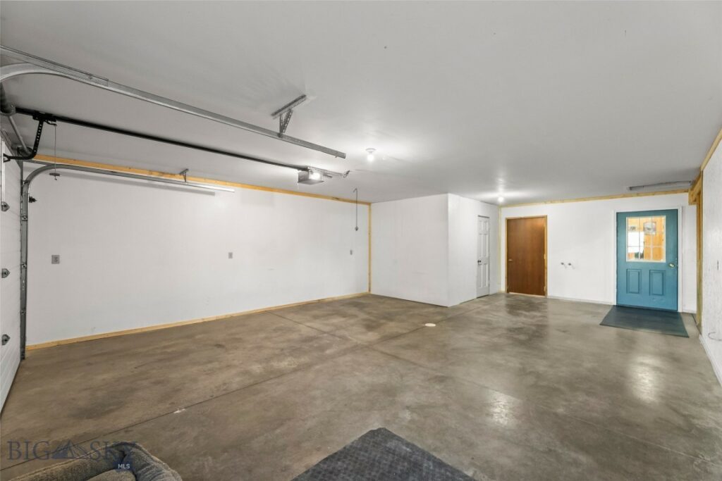 1801 Sun Avenue, Livingston MT 59047