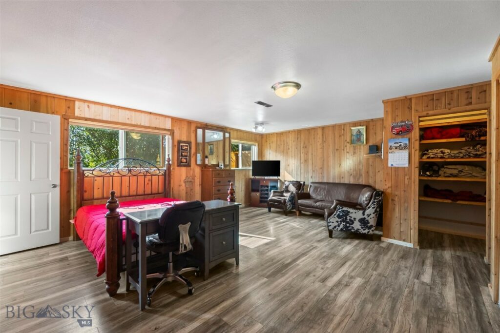 1801 Sun Avenue, Livingston MT 59047